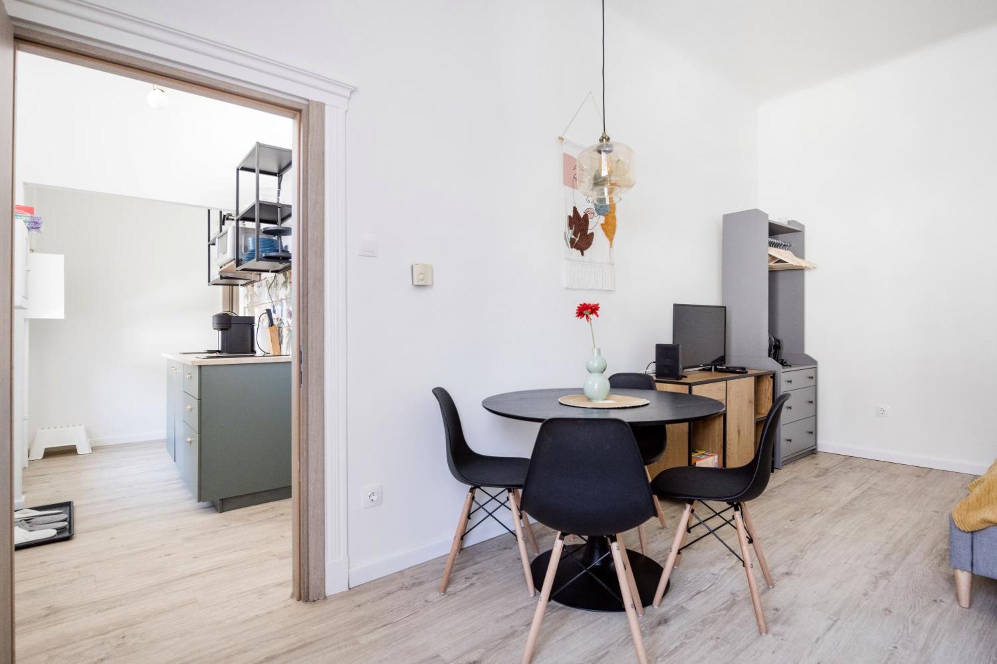 Stylish And Colourful Apartment In The City Centre 부다페스트 외부 사진